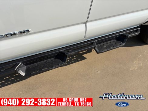 Used 2021 Toyota Tacoma Limited AWD/4WD image 12