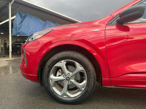 Used 2024 Ford Escape ST-Line AWD/4WD image 10