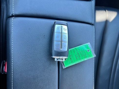 Used 2023 Genesis G80 2.5T image 40