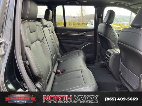 New 2026 Jeep Grand Cherokee Limited w/ Limited Altitude Package AWD/4WD image 23