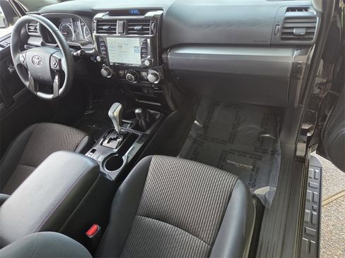 Used 2024 Toyota 4Runner TRD Off-Road image 20