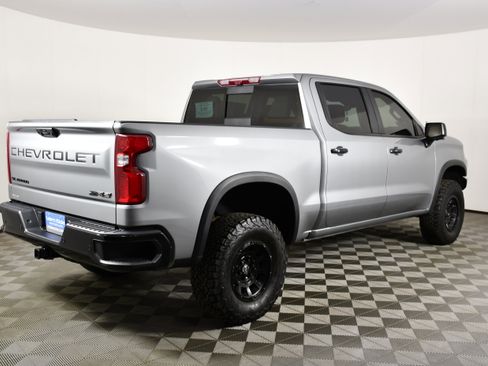 Used 2024 Chevrolet Silverado 1500 ZR2 w/ Technology Package AWD/4WD image 6