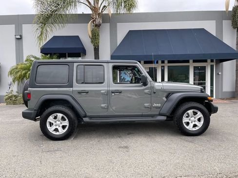 Used 2020 Jeep Wrangler Unlimited Sport S image 4