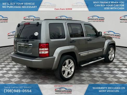 Used 2012 Jeep Liberty Limited Jet w/ Comfort/Convenience Group AWD/4WD image 4