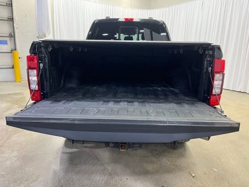 Used 2022 Ford F250 Lariat w/ Chrome Package image 11