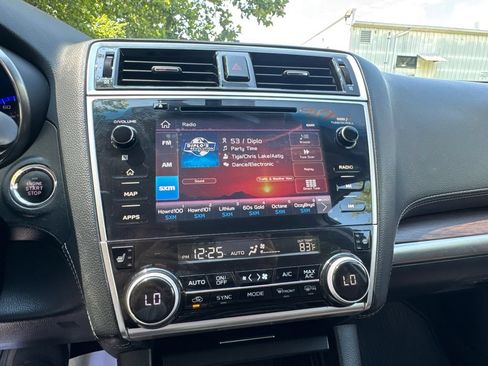 Used 2019 Subaru Outback 2.5i Touring AWD/4WD image 16