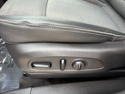 Used 2021 Buick Encore GX Preferred w/ Sport Touring Package image 12