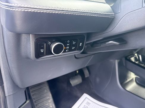 Used 2025 Ford Mustang Mach-E Select image 25