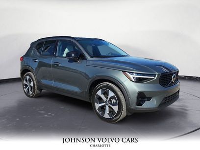 New 2026 Volvo XC40 B5 Plus w/ Protection Package Premier