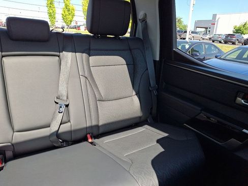 Used 2024 Toyota Tundra Limited AWD/4WD image 20