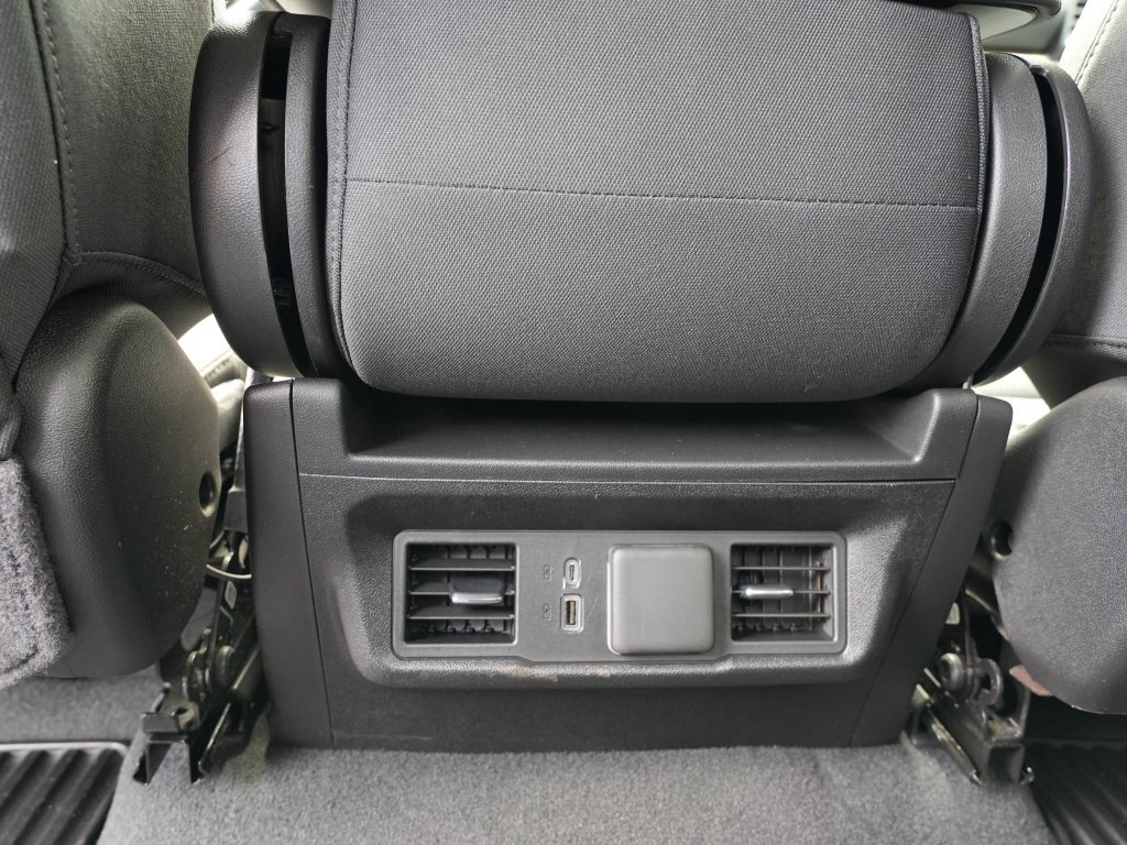 Certified 2025 Chevrolet Silverado 1500 LT AWD/4WD image 25