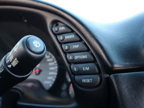 Used 2000 Chevrolet Corvette Convertible image 16