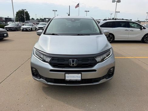 Certified 2025 Honda Odyssey EX-L image 8