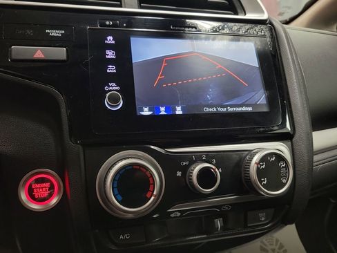 Used 2019 Honda Fit EX image 16