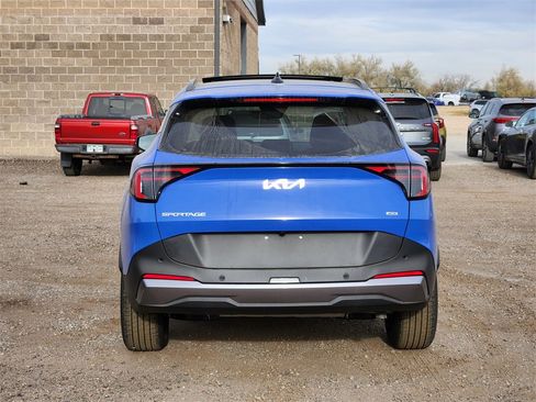 New 2026 Kia Sportage EX w/ EX Panorama Roof Package image 11