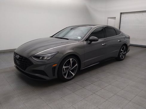 Used 2023 Hyundai Sonata SEL Plus w/ Cargo Package FWD image 2
