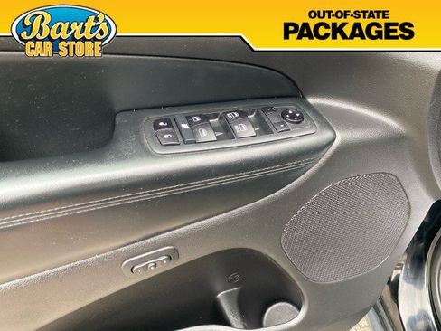 Used 2021 Jeep Grand Cherokee Limited AWD/4WD image 25