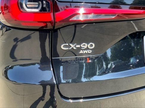 Used 2025 MAZDA CX-90 3.3 Turbo w/ Select Package AWD/4WD image 32