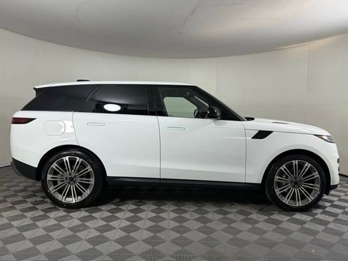 New 2026 Land Rover Range Rover Sport SE image 9