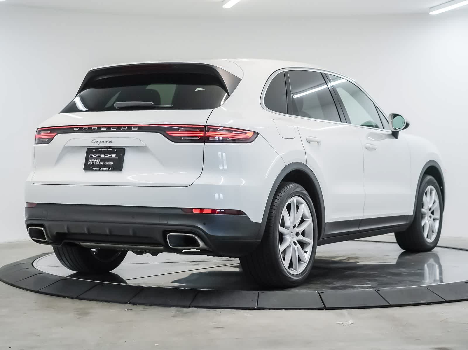 Certified 2023 Porsche Cayenne AWD/4WD image 9