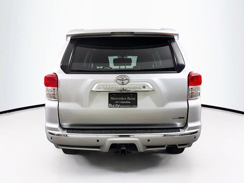 Used 2013 Toyota 4Runner SR5 AWD/4WD image 6