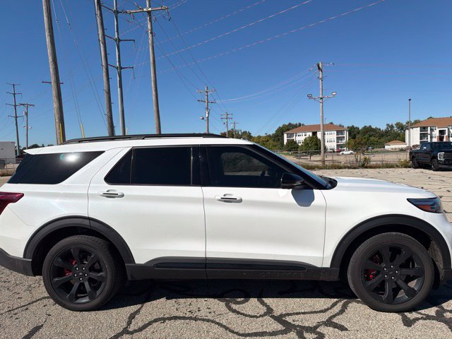 Used 2023 Ford Explorer ST w/ Equipment Group 401A AWD/4WD image 5