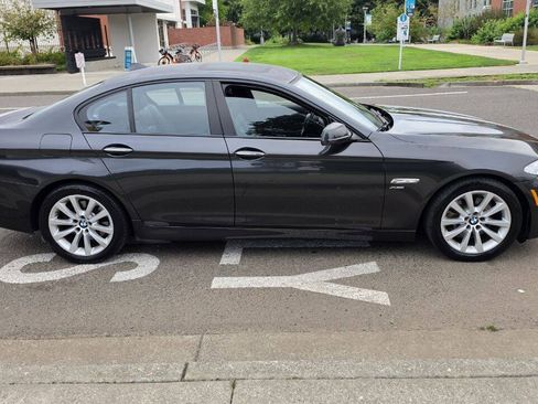 Used 2012 BMW 528i xDrive Sedan AWD/4WD image 5