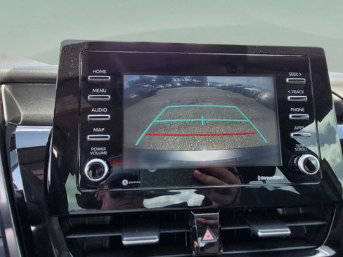 Used 2022 Toyota Camry LE FWD image 23