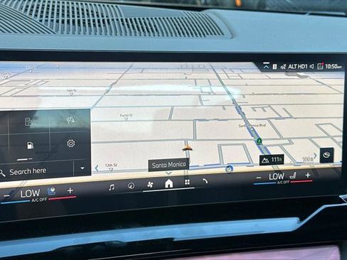 New 2026 BMW 550e xDrive w/ Executive Package image 17