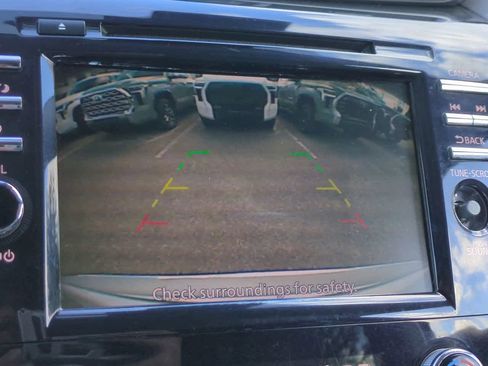 Used 2023 Nissan Murano SV AWD/4WD image 19