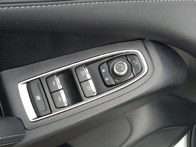 Used 2024 Subaru Ascent Limited w/ Technology Package AWD/4WD image 17
