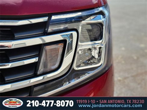 Used 2021 Ford Expedition XLT image 10