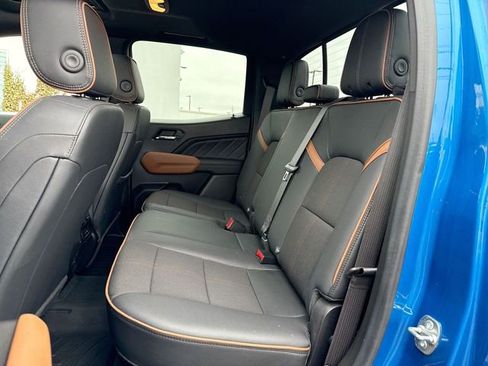 Used 2024 GMC Canyon AT4 image 23