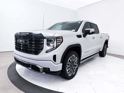 Used 2023 GMC Sierra 1500 Denali Ultimate AWD/4WD image 30