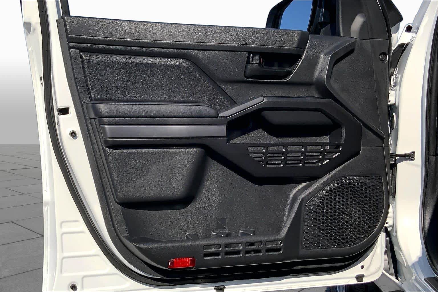 Used 2026 Toyota Tacoma SR5 RWD image 21