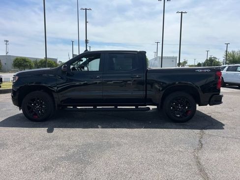 Used 2024 Chevrolet Silverado 1500 RST w/ Redline Edition AWD/4WD image 6