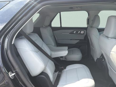New 2026 Ford Explorer Platinum AWD/4WD image 35