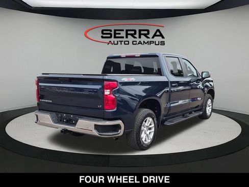 Used 2022 Chevrolet Silverado 1500 LT AWD/4WD image 13