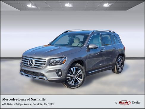 Used 2026 Mercedes-Benz GLB 250 4MATIC image 1