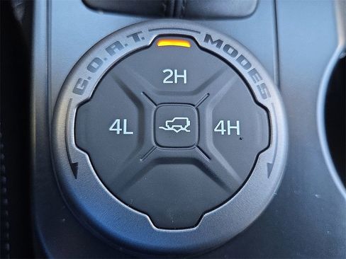 New 2025 Ford Bronco Outer Banks image 16