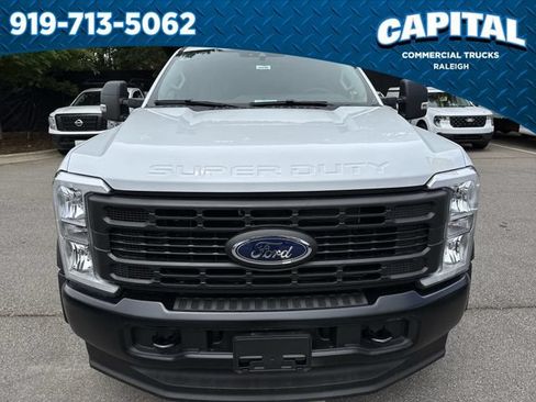 New 2026 Ford F550 4x4 Supercab Super Duty image 10