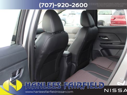New 2026 Nissan Kicks SR FWD image 14