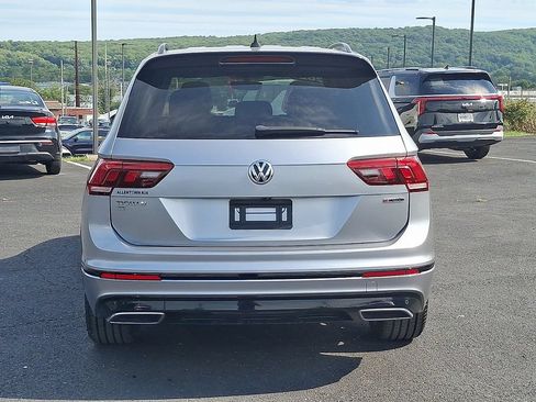 Used 2021 Volkswagen Tiguan SE R-Line AWD/4WD image 5