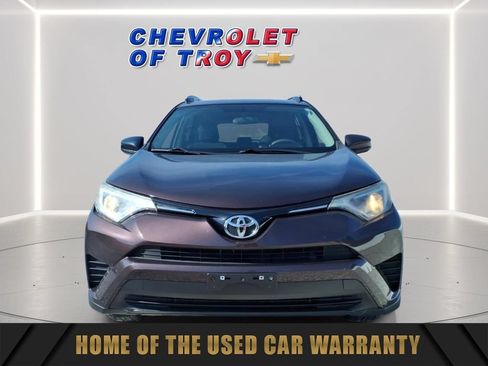 Used 2016 Toyota RAV4 LE AWD/4WD image 2
