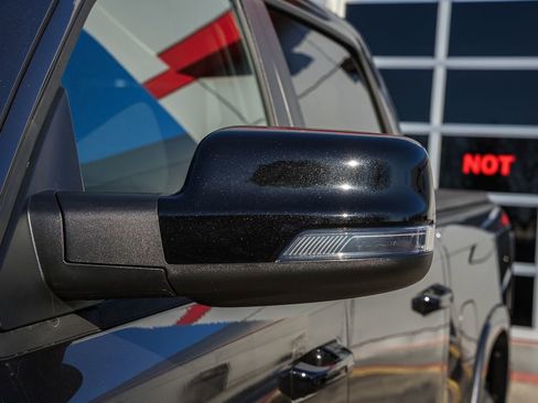 New 2026 RAM 1500 4x4 Crew Cab image 18