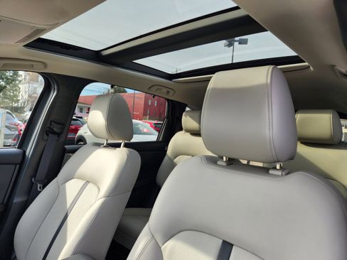 Certified 2024 MAZDA CX-90 Plug-In Hybrid w/ Premium Pkg image 13