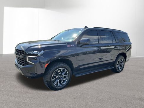 Used 2023 Chevrolet Tahoe Z71 w/ Luxury Package AWD/4WD image 7