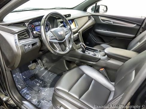Certified 2023 Cadillac XT5 Luxury image 10