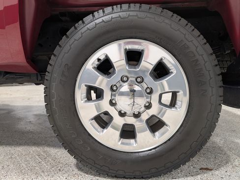 Used 2007 GMC Sierra 2500 SLE w/ Z71 Off-Road Package image 13