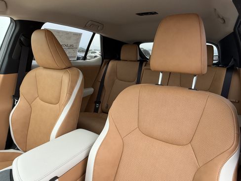 New 2026 Lexus RZ 350e 2WD image 18